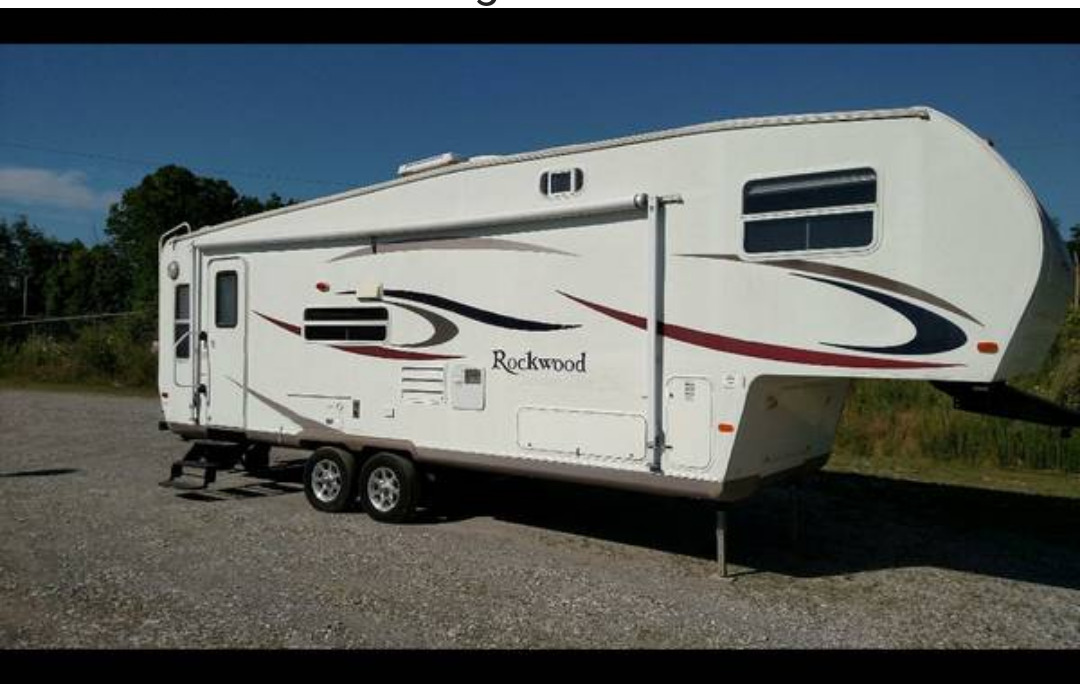 2007 Forest River ROCKWOOD 8283SS