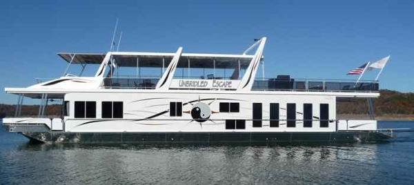 2009 THOROUGHBRED 2009 21' x 95' House Boat