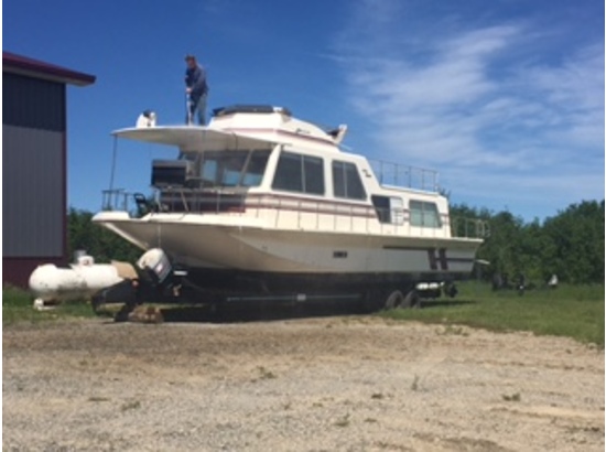 1994 Holiday Mansion Houseboat