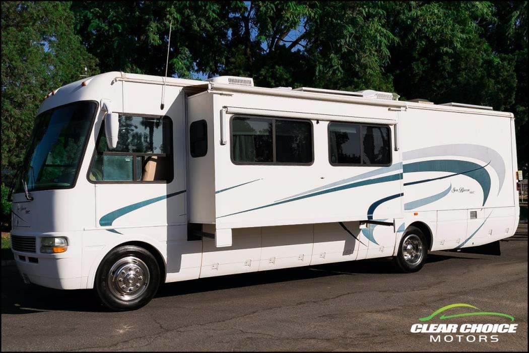 2004 National SEA BREEZE LX 8341