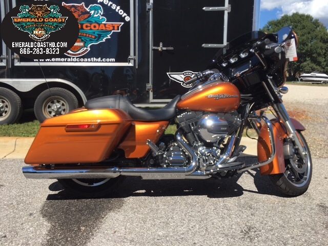 2015 Harley-Davidson Street Glide Special FLHXS