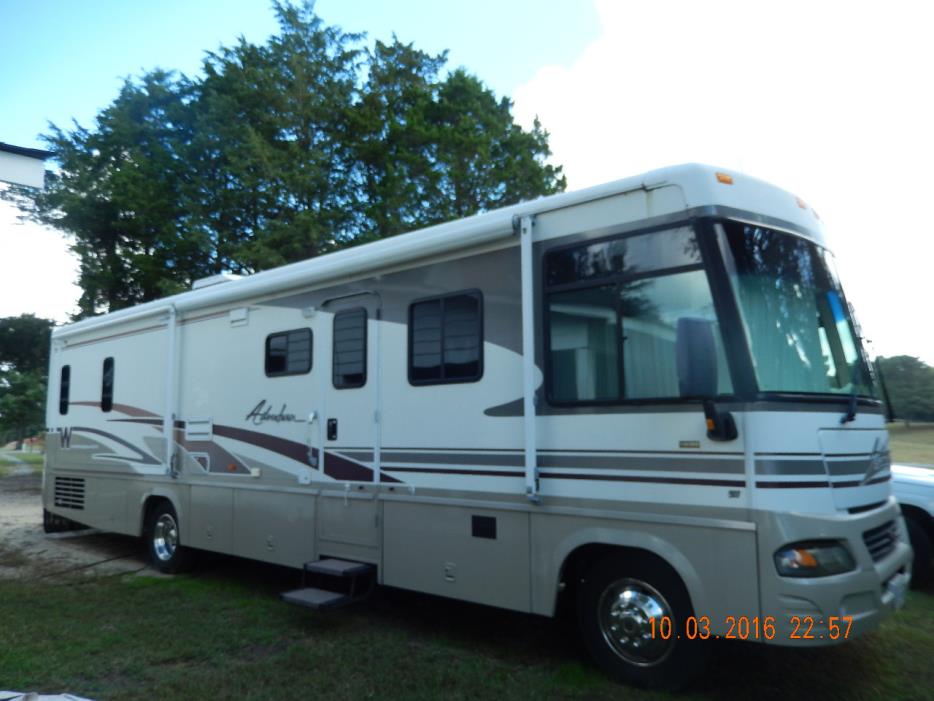 2004 Winnebago ADVENTURER 35U