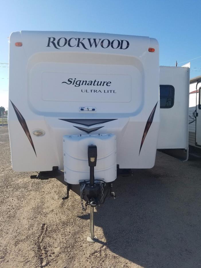 2015 Forest River ROCKWOOD SIGNATURE 8310SS