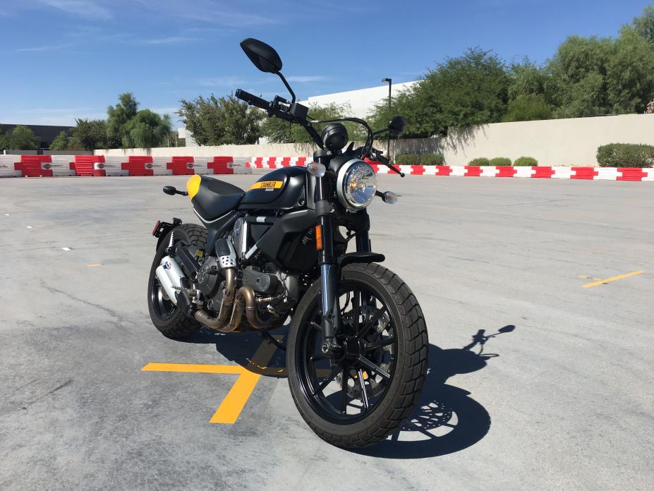 2015 Ducati Scrambler Full Throttle