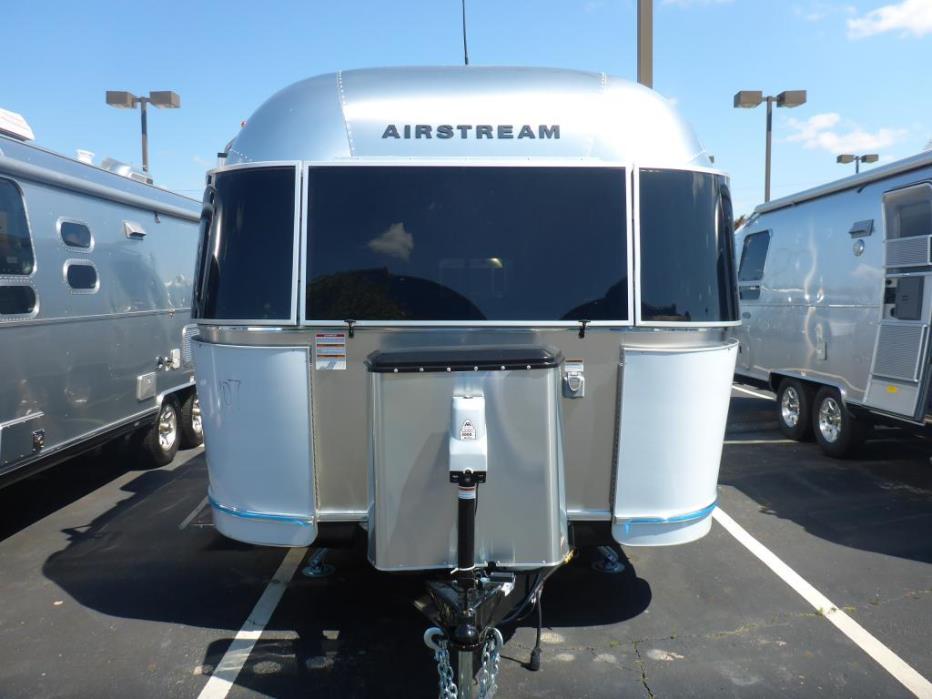 2017 Airstream International Serenity 28AWB TWIN REAR S