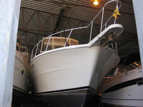 1993 Viking Yachts 43 Convertible