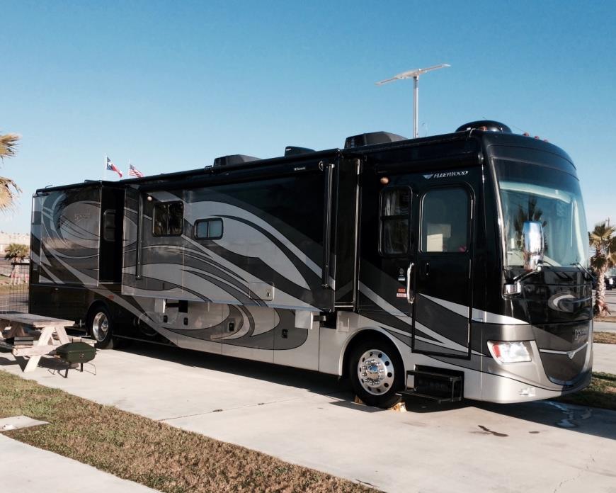 2010 Fleetwood DISCOVERY 40K