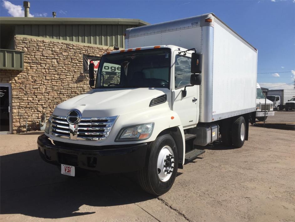 2009 Hino 268  Box Truck - Straight Truck