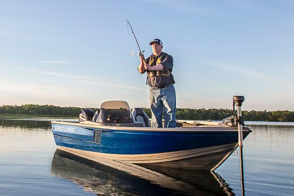 2016 Crestliner 1650 Fish Hawk SC