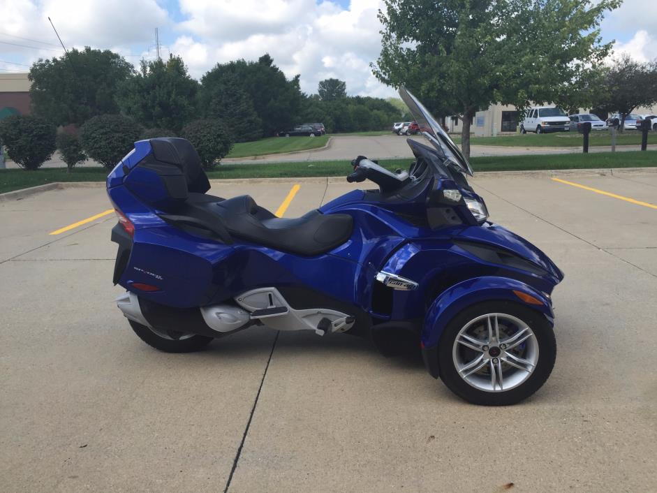 2017 Can-Am Spyder F3-S 6-Speed Manual