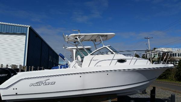 2013 PROLINE 26 Express