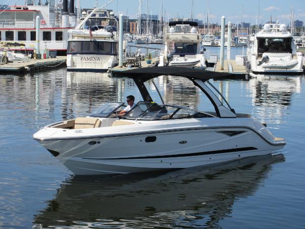 2017 Sea Ray 280 SLX