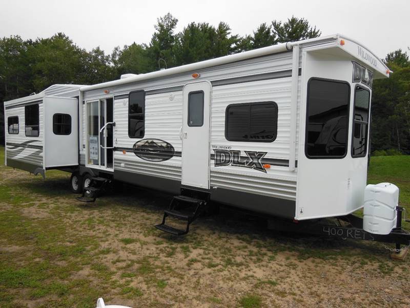 2015 Forest River Wildwood DLX 400RETS