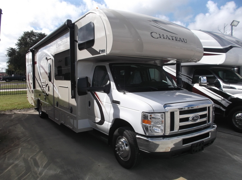 2017 Thor Motor Coach Chateau 31E Bunkhouse Ford