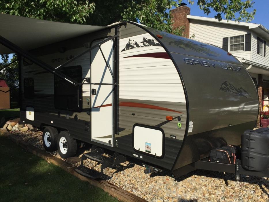2014 Forest River CHEROKEE GREY WOLF 17BH