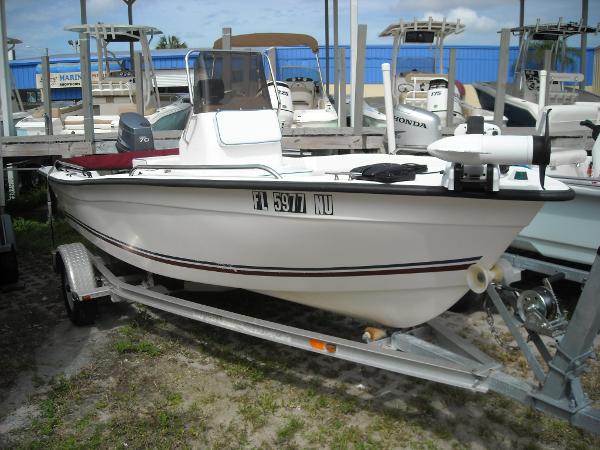 2008 Cape Craft 16 Center Console