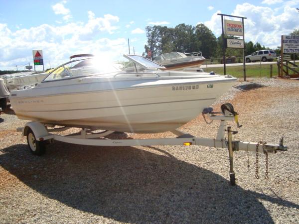 1999 Bayliner 195 Capri