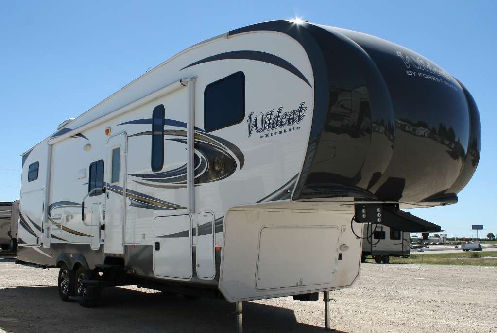 2015 Forest River Wildcat Extra Lite 312BHX