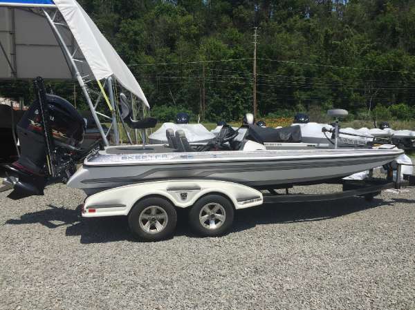 2015 Skeeter FX-21