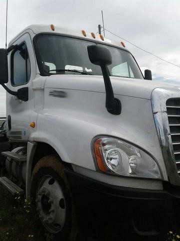 2009 Freightliner Cascadia  Cab Chassis