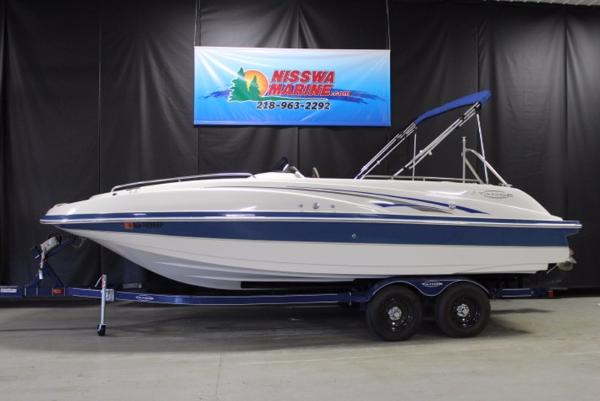 2006 Tahoe 222 deck boat