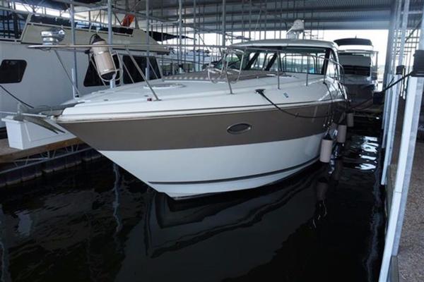 2008 Yachts 390 Sport Coupe IPS