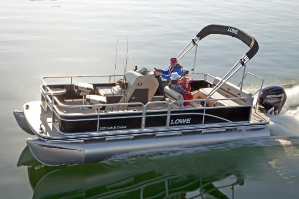 2016 Lowe Ultra 202 Fish & Cruise