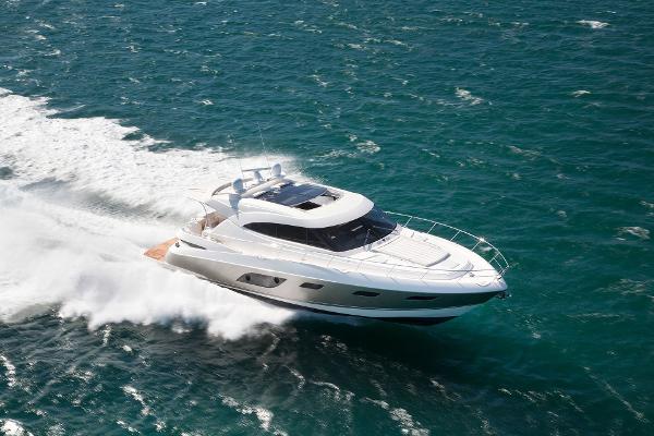 2017 Riviera 6000 Sport Yacht with IPS