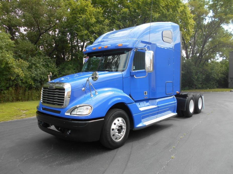 2012 Freightliner Columbia 120  Glider Kit