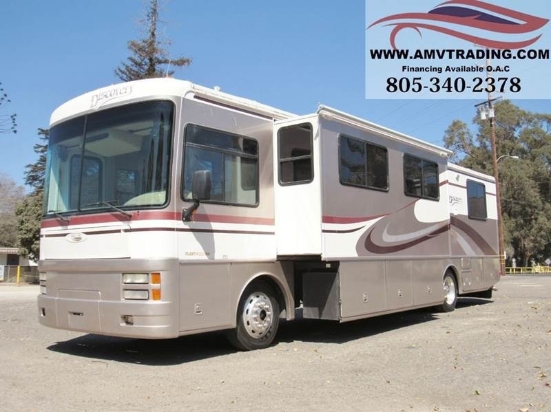 2000 Fleetwood Discovery 37V Double Slides