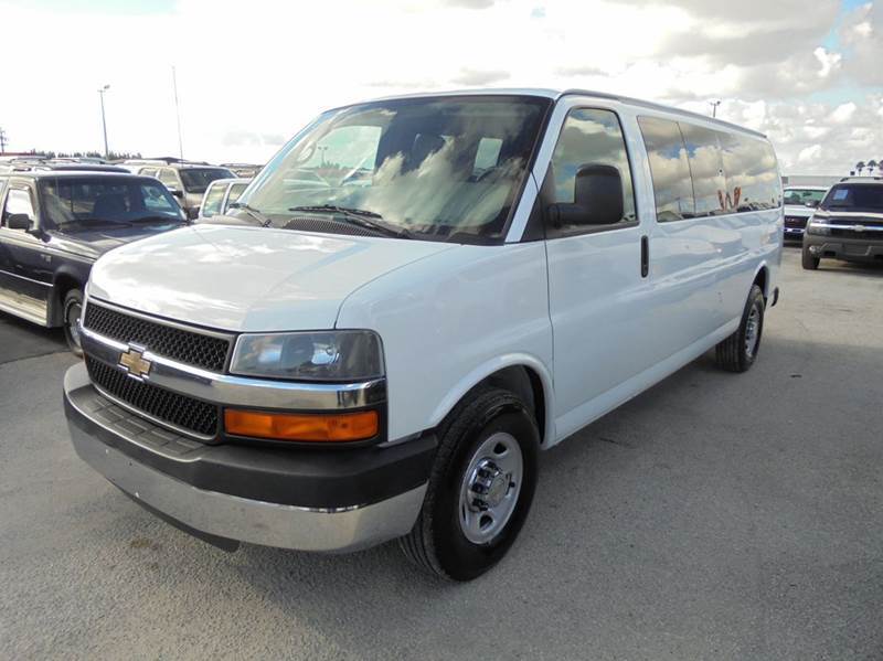 2012 Chevrolet Express  3500 3  Passenger Van
