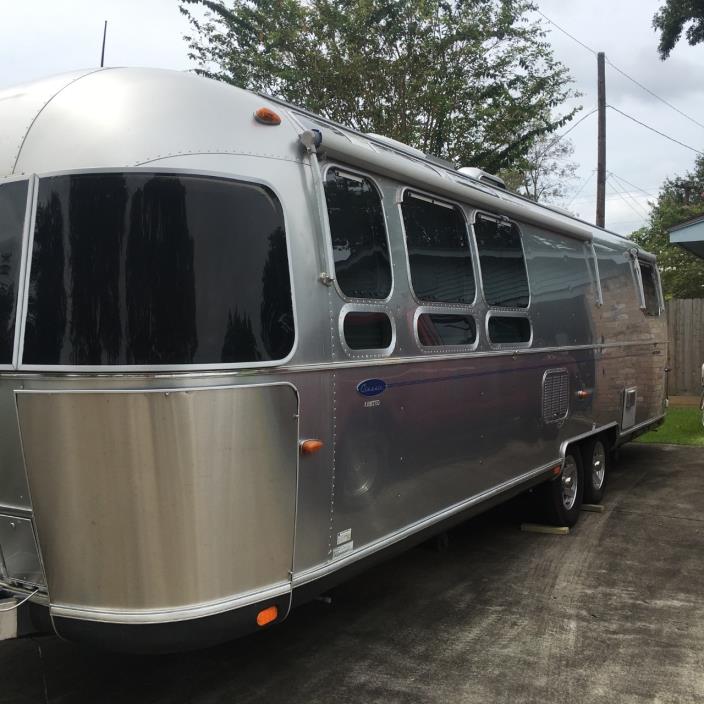 2008 Airstream CLASSIC LIMITED 31