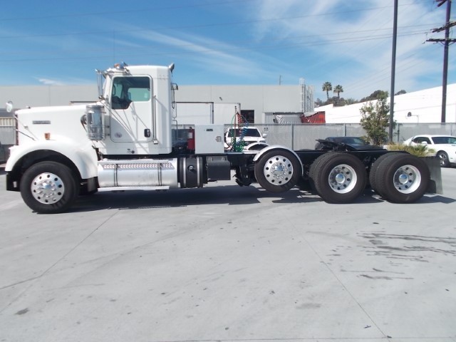 2012 Kenworth W900  Cab Chassis