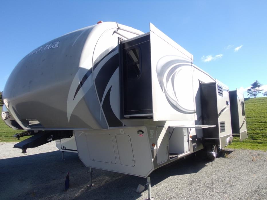 2012 Keystone Rv Company MONTANA HIGH COUNTRY 343RL