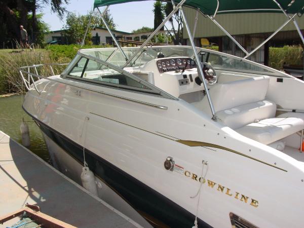 2000 Crownline 268 CR