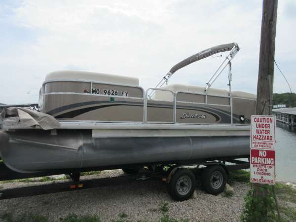 2013 Sweetwater SW 2086
