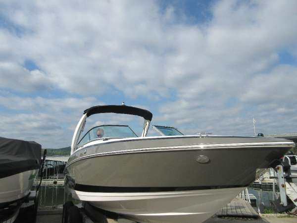 2016 Regal 2500 Bowrider