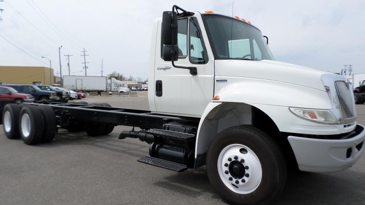 2009 International 4400  Cab Chassis