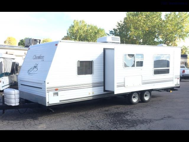 2003 Forest River Cherokee 28A