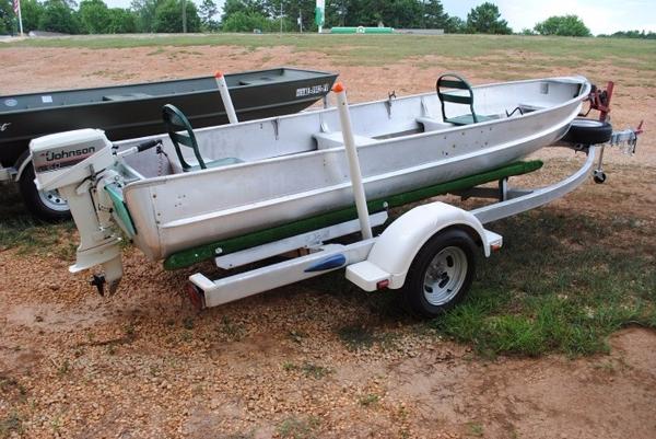 1952 Alumacraft Fishing Boat