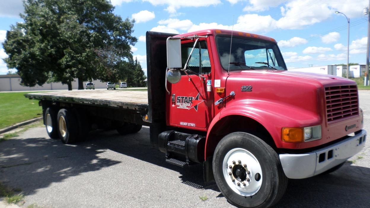 2010 International Durastar 4400  Flatbed Truck