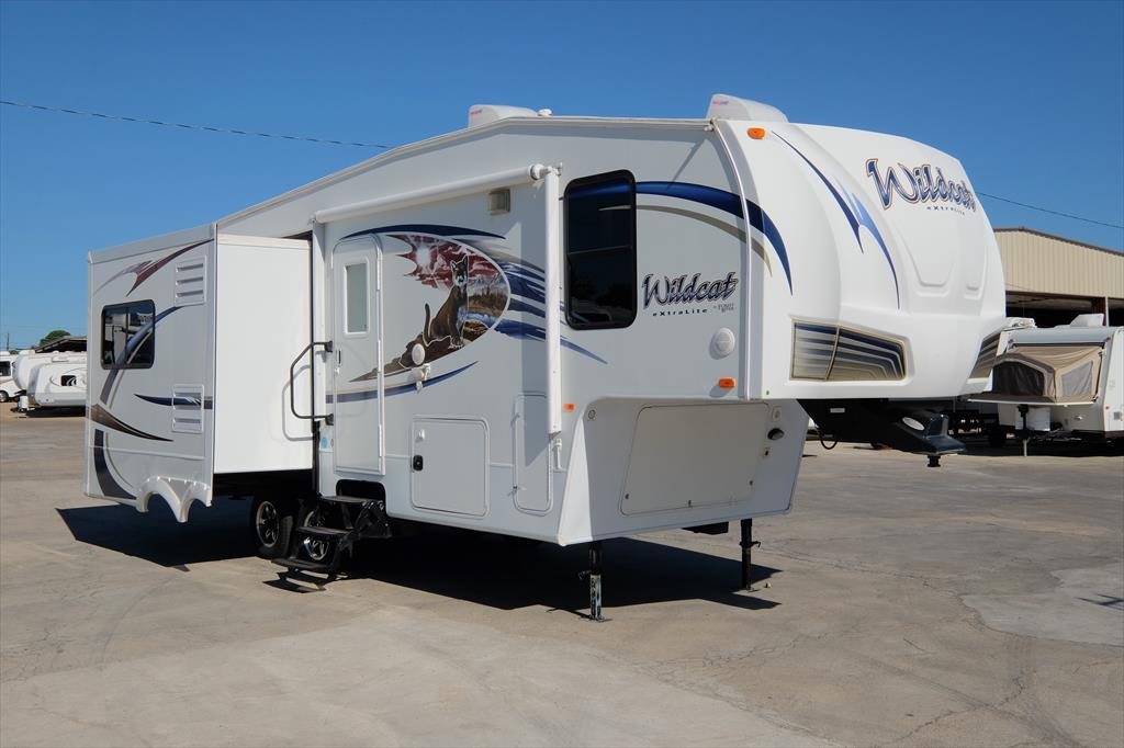 2011 Forest River Wildcat eXtraLite 252RLX 28'