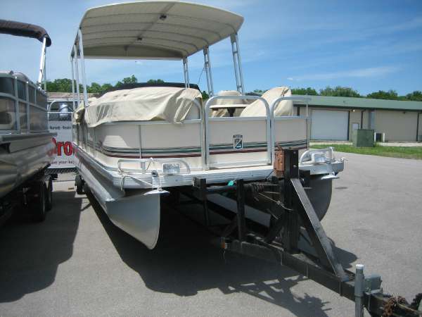 1998 PREMIER BOATS 250 Grand Majestic