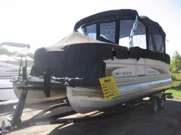 2012 Premier 235 Solaris