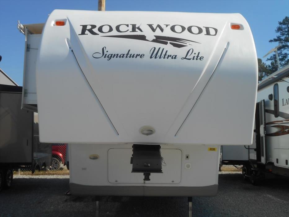 2010 Forest River Rockwood Signature Ultra Lite 8265SW
