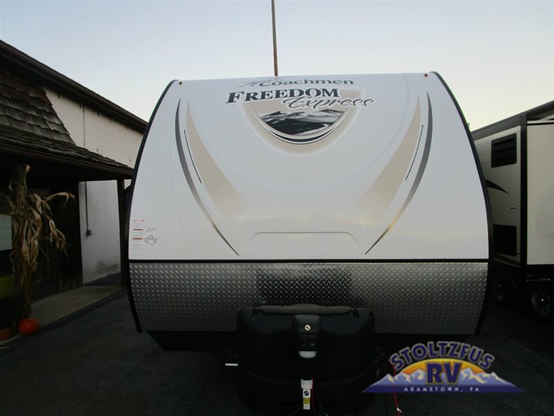 2017 Coachmen Rv Freedom Express 231RBDS