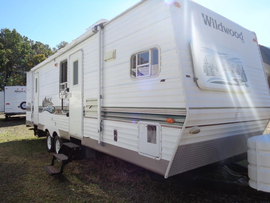 2004 Forest River WILDWOOD 30FKS