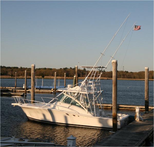 2001 Luhrs 32 Open