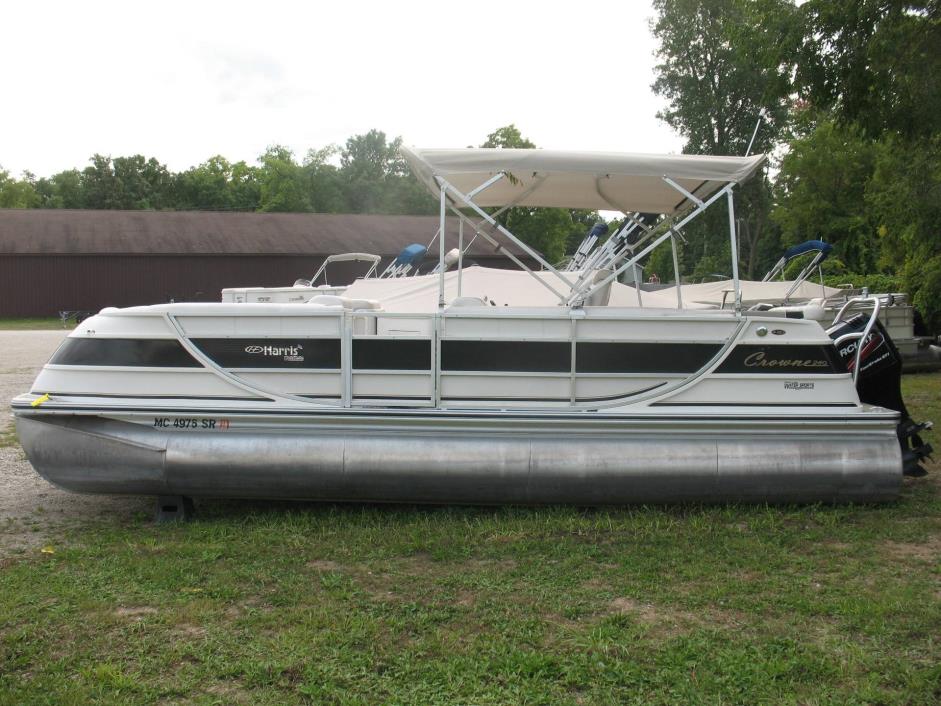 2005 Harris FloteBote Crown 240