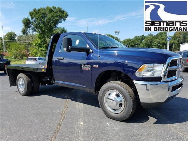 2016 Ram 3500  Flatbed Truck